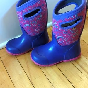 DURHAM Purple and Pink Rainbow Heart Rain Boot